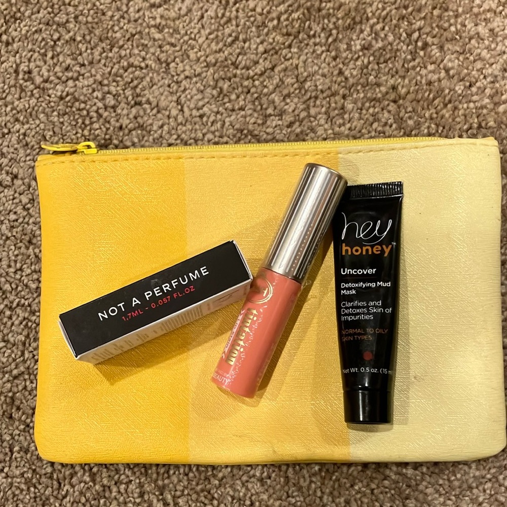 🌼 FREE WITH PURCHASE